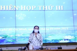 Bà Nguyễn Thị Lệ, Chủ tịch Hội đồng Nhân dân Thành phố, Chủ tịch Ủy ban Bầu cử Thành phố, chủ trì Phiên họp thứ 3. (Ảnh: Xuân Khu/TTXVN)