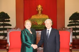 Tổng Bí thư Nguyễn Phú Trọng tiếp Tổng thống Cộng hòa Chile Michelle Bachelet Jeria thăm cấp Nhà nước tới Việt Nam năm 2017. (Ảnh: Trí Dũng/TTXVN)