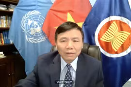 Đại sứ Đặng Đình Quý - Trưởng Phái đoàn đại diện Thường trực Việt Nam tại Liên hợp quốc - phát biểu trong một cuộc họp. (Ảnh: Hữu Thanh/TTXVN)