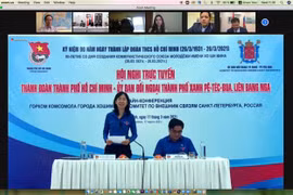 Chị Phan Thị Thanh Phương, Bí thư Thành đoàn, Chủ tịch Hội Sinh viên Việt Nam Thành phố Hồ Chí Minh phát biểu. (Ảnh: Hồng Quân/TTXVN)