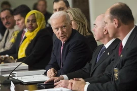 Phó Tổng thống Mỹ kêu gọi đoàn kết để ngăn chặn chủ nghĩa cực đoan