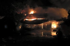 Lâm Đồng: Đốt lửa sưởi gây cháy nhà, một người tử vong