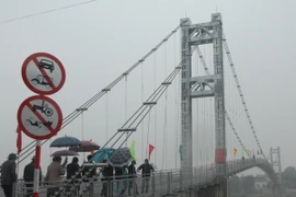 Hà Nam: Khánh thành và gắn biển công trình cầu treo Nam Công