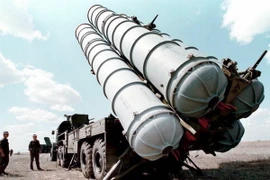 Israel quan ngại về thỏa thuận tên lửa S-300 giữa Ai Cập và Nga