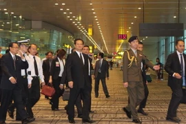 Thủ tướng Nguyễn Tấn Dũng dự lễ truy điệu ông Lý Quang Diệu