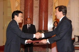 Chủ tịch nước Trương Tấn Sang tiếp các Đại sứ trình quốc thư