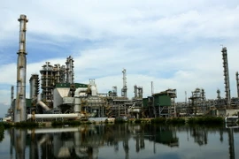 Gazprom đàm phán mua cổ phần nhà máy lọc dầu Dung Quất