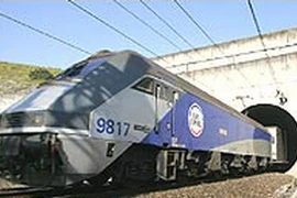Eurotunnel là đường hầm xuyên biển dài nhất thế giới, với đoạn nằm sâu 40 mét dưới đáy biển dài 38km. (Nguồn: AP)