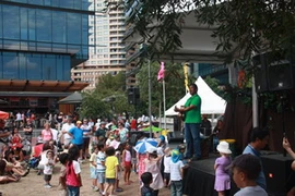 Người dân Australia vui chơi trong Ngày Quốc khánh. (Ảnh: Đỗ Vân)