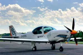 Máy bay huấn luyện Grob G120TP.