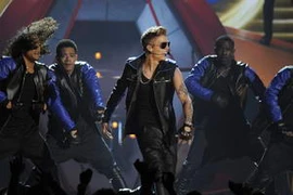 Ca sỹ Justin Bieber trong một buổi biểu diễn. (Nguồn: AP)