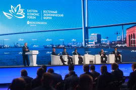 Tổng thống Nga Vladimir Putin phát biểu tại Diễn đàn Kinh tế phương Đông lần thứ 7, ngày 7/9/2022. (Ảnh: TTXVN phát)