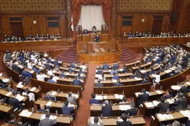 Toàn cảnh một phiên họp của quốc hội Nhật Bản ở Tokyo, ngày 13/10/2021. (Ảnh: Kyodo/TTXVN)