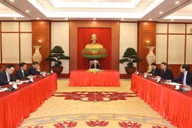 Tổng Bí thư Nguyễn Phú Trọng điện đàm với Thủ tướng Ấn Độ Narendra Modi. (Ảnh: Trí Dũng/TTXVN)