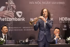 Nghệ sỹ Kenny G đã sẵn sàng cho đêm diễn duy nhất tại Hà Nội. (Ảnh: Hòa Nguyễn/Vietnam+)
