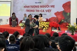 Trần Đăng Khoa kể về người dạy ông biết rung cảm trước cảnh vật