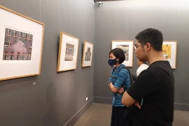 Cựu binh Mỹ 'đối thoại' với các họa sỹ Việt về tình yêu nghệ thuật 