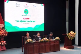 Thi ca Việt Nam hiện đại: Thơ hay phải giàu giá trị tư tưởng 