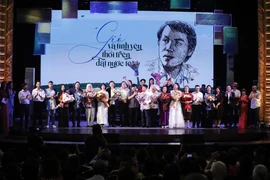 Khát vọng Lưu Quang Vũ: Gió và tình yêu mãi thổi trên đất nước tôi