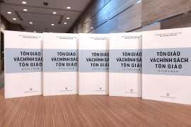 Ra mắt Sách trắng 'Tôn giáo và chính sách tôn giáo ở Việt Nam' 