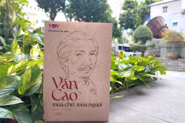 Cuốn sách do Nhà xuất bản Hội Nhà văn ấn hành. (Ảnh: Minh Thu/Vietnam+)