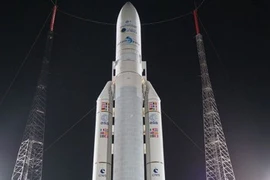 Vệ tinh viễn thông Eutelsat 65. (Nguồn: nasaspaceflight.com)