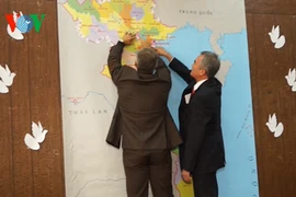 Tổ chức hoạt động “Chim bồ câu hòa bình cho Việt Nam” tại Ukraine