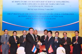 Ký biên bản ghi nhớ lần 2 về hợp tác song phương Việt Nam-Thái Lan ngày 20/3/2015. (Ảnh: Thống Nhất/TTXVN)