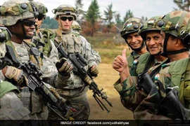 Binh sỹ hai nước tham gia cuộc tập trận năm 2015. (Nguồn: NDTV)