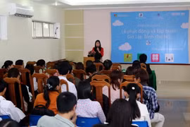 Quang cảnh lễ phát động Chiến dịch Giờ lập trình tại Đà Nẵng. (Ảnh: Trần Lê/Vietnam+)