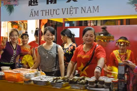Gian hàng Việt Nam tại lễ hội. (Ảnh: Xuân Tuấn-Đức Nam-Mỹ Anh)
