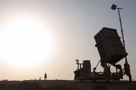 Israel hiện đã có một hệ thống phòng thủ mang tên Vòm sắt chuyên diệt rocket và đạn cối (Nguồn: AP) 