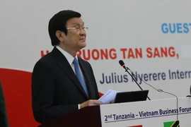 Chủ tịch nước Trương Tấn Sang phát biểu tại Diễn đàn Doanh nghiệp Việt Nam-Tanzania. (Ảnh: Nguyễn Khang/TTXVN)