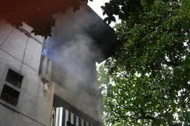 Hiện trường vụ cháy. (Ảnh: Văn Thắng/TTXVN) 