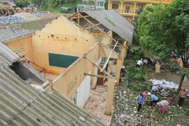 Một căn nhà bị tốc mái. (Ảnh minh họa. Nguồn: TTXVN)