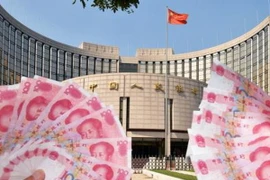 Quang cảnh bên ngoài trụ sở Ngân hàng nhân dân Trung Quốc ở Bắc Kinh ngày 23/10. (Nguồn: Kyodo/TTXVN)