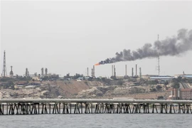 Một cơ sở khai thác dầu của Iran ở đảo Khark, ngoài khơi vùng Vịnh. (Ảnh: AFP/TTXVN)