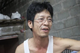 Ông chủ Dương Ngọc Khải kể về hành trình đưa heo thạch cao xuất ngoại (Ảnh: Sơn Bách/Vietnam+) 