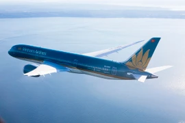 Máy bay thân rộng hiện đại Boeing 787 của Vietnam Airlines có khả năng chuyên chở lên tới hơn 300 hành khách mỗi chuyến. (Ảnh: PV/Vietnam+)