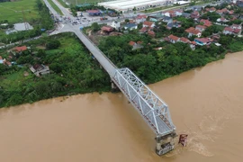 Cầu Phong Châu mới nối huyện Tam Nông với huyện Lâm Thao, tỉnh Phú Thọ sẽ được đầu tư xây dựng sau sự cố sập cầu cũ. (Ảnh: PV/Vietnam+)