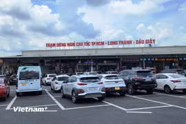 Một trạm dừng nghỉ trên cao tốc được đưa vào vận hành và khai thác. (Ảnh minh họa: Vietnam+)