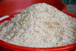 [Photo] Sóc Trăng: Nhộn nhịp nghề làm cốm dẹp vào vụ