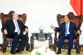 Thủ tướng Nguyễn Xuân Phúc tiếp Bộ trưởng Bộ Ngoại thương và Đầu tư nước ngoài Cuba Rodrigo Malmierca Diaz. (Ảnh: Thống Nhất/TTXVN)