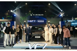VinFast công bố giá và mở bán mẫu xe SUV điện 5 chỗ VF 7 tại thị trường Philippines