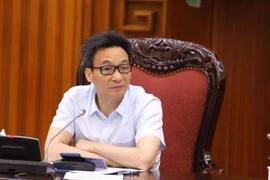 Phó Thủ tướng Vũ Đức Đam chủ trì cuộc họp. (Ảnh: Văn Điệp/TTXVN)