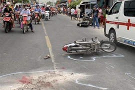 Hiện trường vụ tai nạn. (Ảnh: Công Mạo/TTXVN)