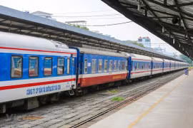 Đoàn tàu của Tổng công ty Đường sắt Việt Nam tại ga Hà Nội. (Ảnh: Minh Sơn/Vietnam+)