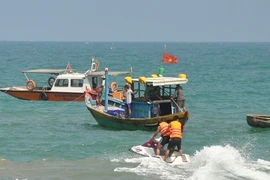 3 cán bộ Sở Công Thương chết đuối và mất tích khi tắm biển