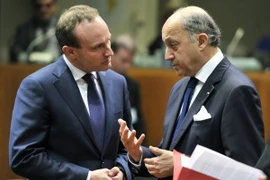 Pháp dọa tăng cường biện pháp trừng phạt đối với Nga