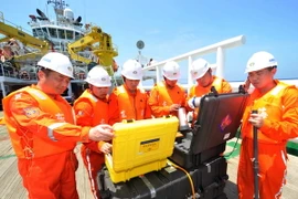 Trung Quốc điều thêm máy bay, tàu tham gia tìm kiếm